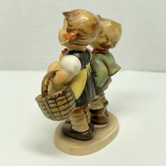 MJ Hummel Figurine To Market Boy Girl Basket Flowers Western Germany 1960 - 1972 - Picture 5 of 15